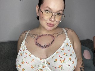 エロティックなビデオチャット Divine-1