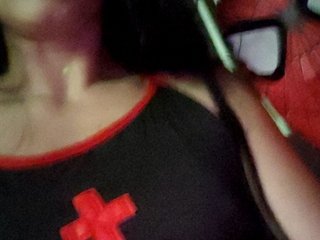 エロティックなビデオチャット DiVona