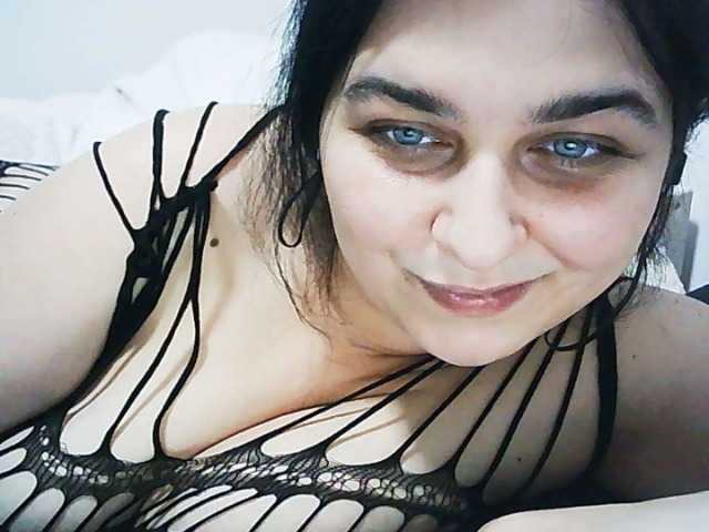 写真 djk70 #milf #boobs #big #bigboobs #curvy #ass #bigass #fat #nature #beautiful #blueeyes #pussy #dildo #fuck #sex #finger #face #eyes #tongue #bigmilf