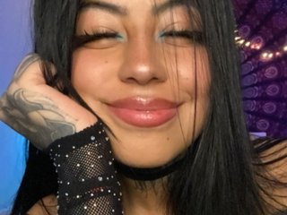 エロティックなビデオチャット Dollcam