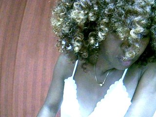 エロティックなビデオチャット DonnelaQuin