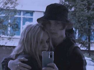 エロティックなビデオチャット DoubleLime