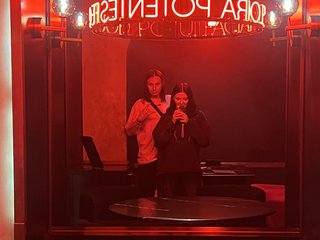 エロティックなビデオチャット Dron-big