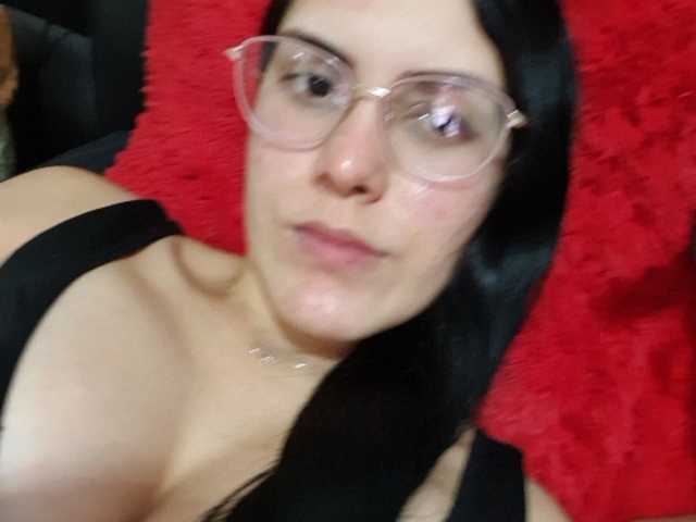 写真 duosexys 1000 cuenta regresiva, 215 ganados, 785 para el show sex! Whipping her butt 3 tk show feet 11 tk take off bra 70 tk take off panties 71 tk Lick her pussy (5 min ) 150 tk Girl Cum on face or mouth 400TK Bj+sex+cum 999 tk