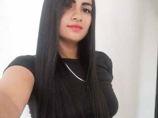 エロティックなビデオチャット dyanaevans