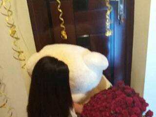 エロティックなビデオチャット E-S-CA-D-A