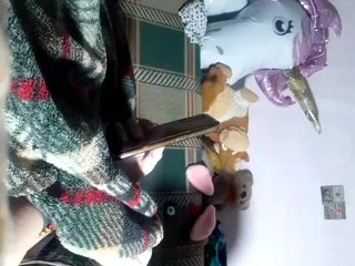 エロティックなビデオチャット EksaCake