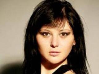 エロティックなビデオチャット elaliya