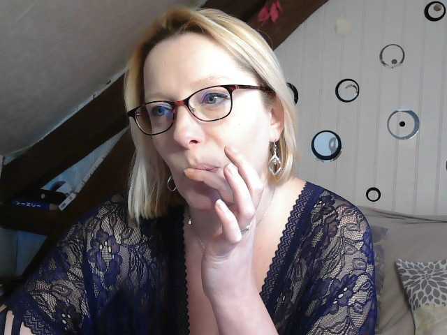 ブロードキャストスクリーンショット EleannaRose