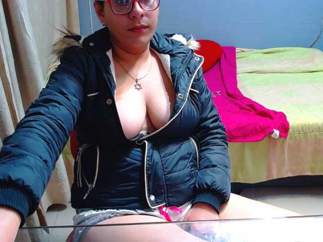 写真 electrahorny #hornypussy #GoalMasturbation #sexyhot #livetouch #cum #latina