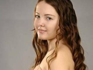 エロティックなビデオチャット eleonoraaa