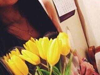 エロティックなビデオチャット elfika