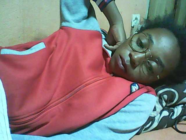 ブロードキャストスクリーンショット ElianeXhot