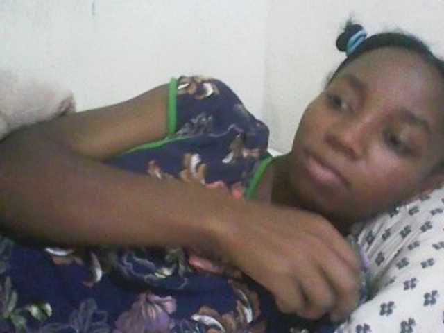 ブロードキャストスクリーンショット ElianeXhot