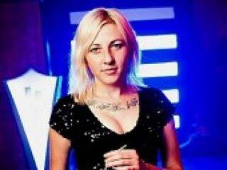 エロティックなビデオチャット elinka20