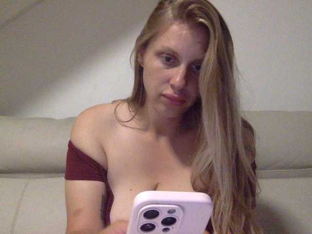 ブロードキャストスクリーンショット Elisablonde