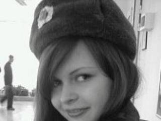 エロティックなビデオチャット elisepussy