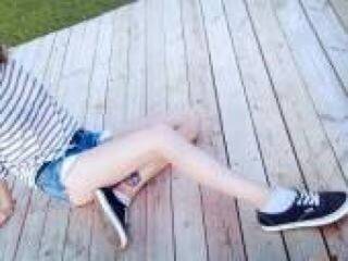 エロティックなビデオチャット elisepussyy