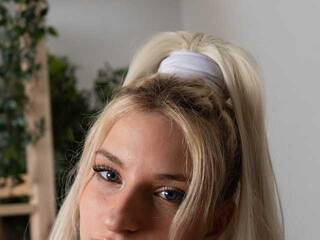 エロティックなビデオチャット Ellie-Connor