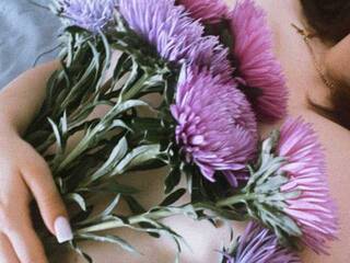 エロティックなビデオチャット Ellie99