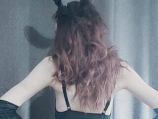 エロティックなビデオチャット EllyCute