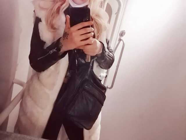 プロフィールの写真 ellyslimdoll
