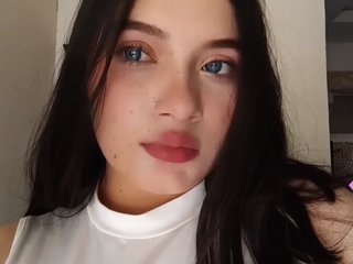 エロティックなビデオチャット EloodieCollins