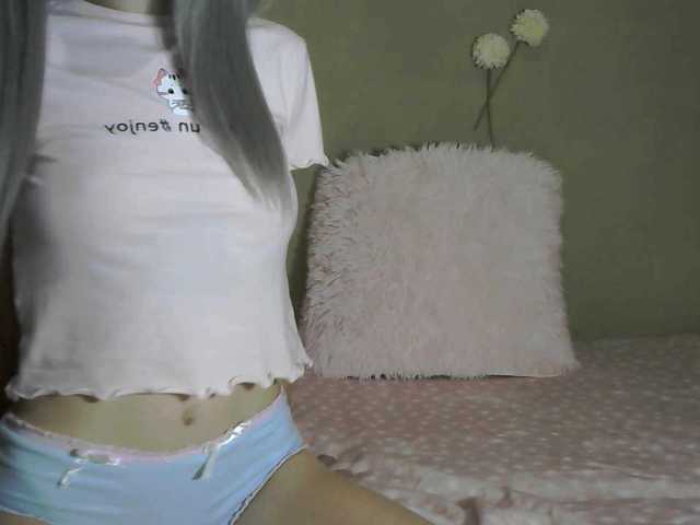 写真 ElsaJean1 Lovense 2+ Add as ftiend 5 tok. c2c 20,