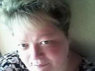 エロティックなビデオチャット emelirai