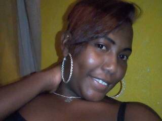 エロティックなビデオチャット Emellie