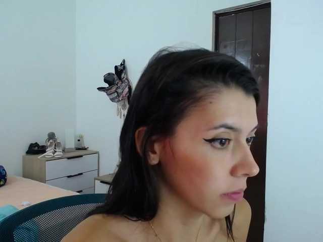 ブロードキャストスクリーンショット EmiliDuncan