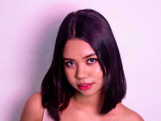 エロティックなビデオチャット EmilyBloop