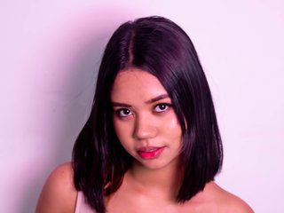 エロティックなビデオチャット EmilyBloop