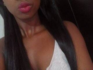 エロティックなビデオチャット EmilyLov