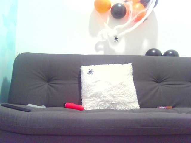 ブロードキャストスクリーンショット EmilyParkers