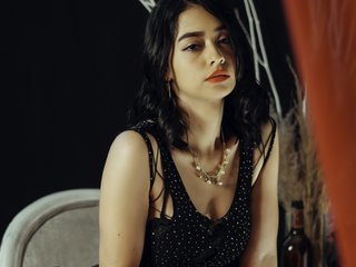 エロティックなビデオチャット EmilyRamirez