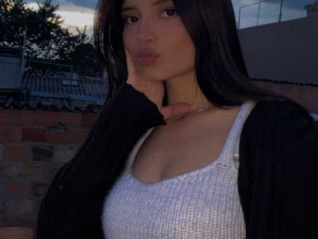 プロフィールの写真 Emilyywhiite