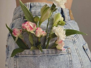 エロティックなビデオチャット emisun