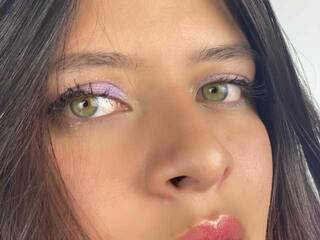 エロティックなビデオチャット Emma-Pretty