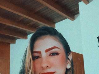 エロティックなビデオチャット Emma-wats