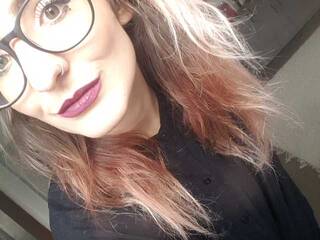 エロティックなビデオチャット emmabutt18fun