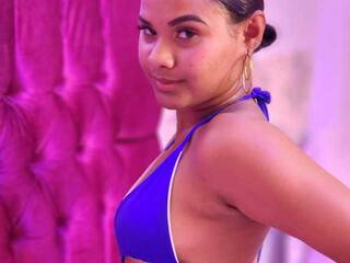 エロティックなビデオチャット EmmaDawson