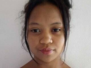 エロティックなビデオチャット Emmalatueuse