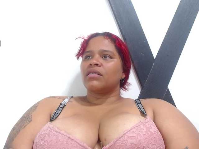 ブロードキャストスクリーンショット EmmanuelleBBW