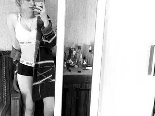 エロティックなビデオチャット emmaswon