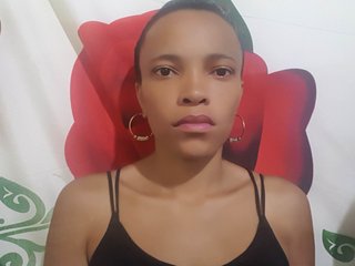 エロティックなビデオチャット EPIPHANNIE