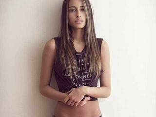 エロティックなビデオチャット ErinXAh