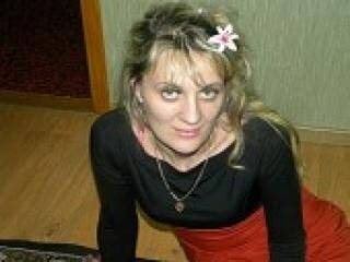 エロティックなビデオチャット esmeralda5