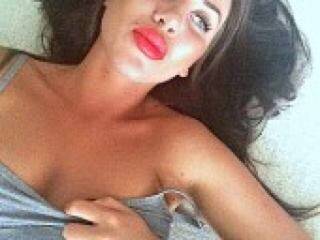 エロティックなビデオチャット esscada