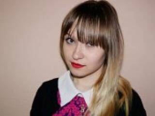 エロティックなビデオチャット esseniya